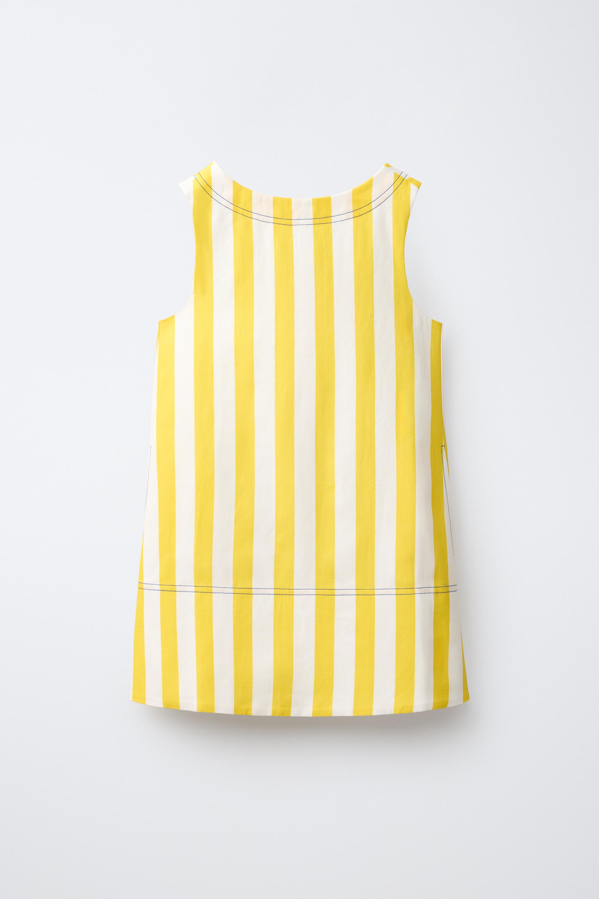 ROBE À RAYURES SURPIQÛRES CONTRASTANTES
